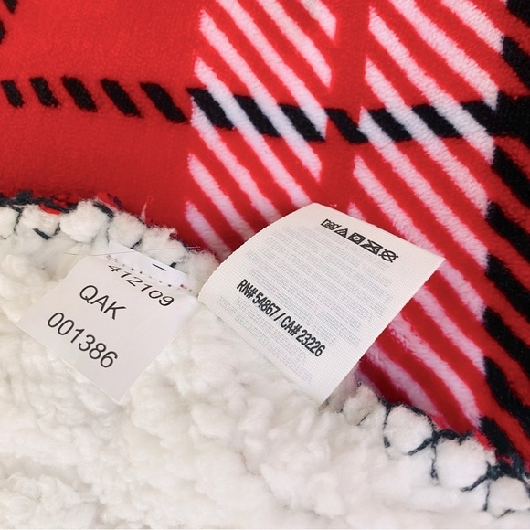 PINK Plaid Sherpa Cozy Blanket 50” x 60” - Picture 5 of 5